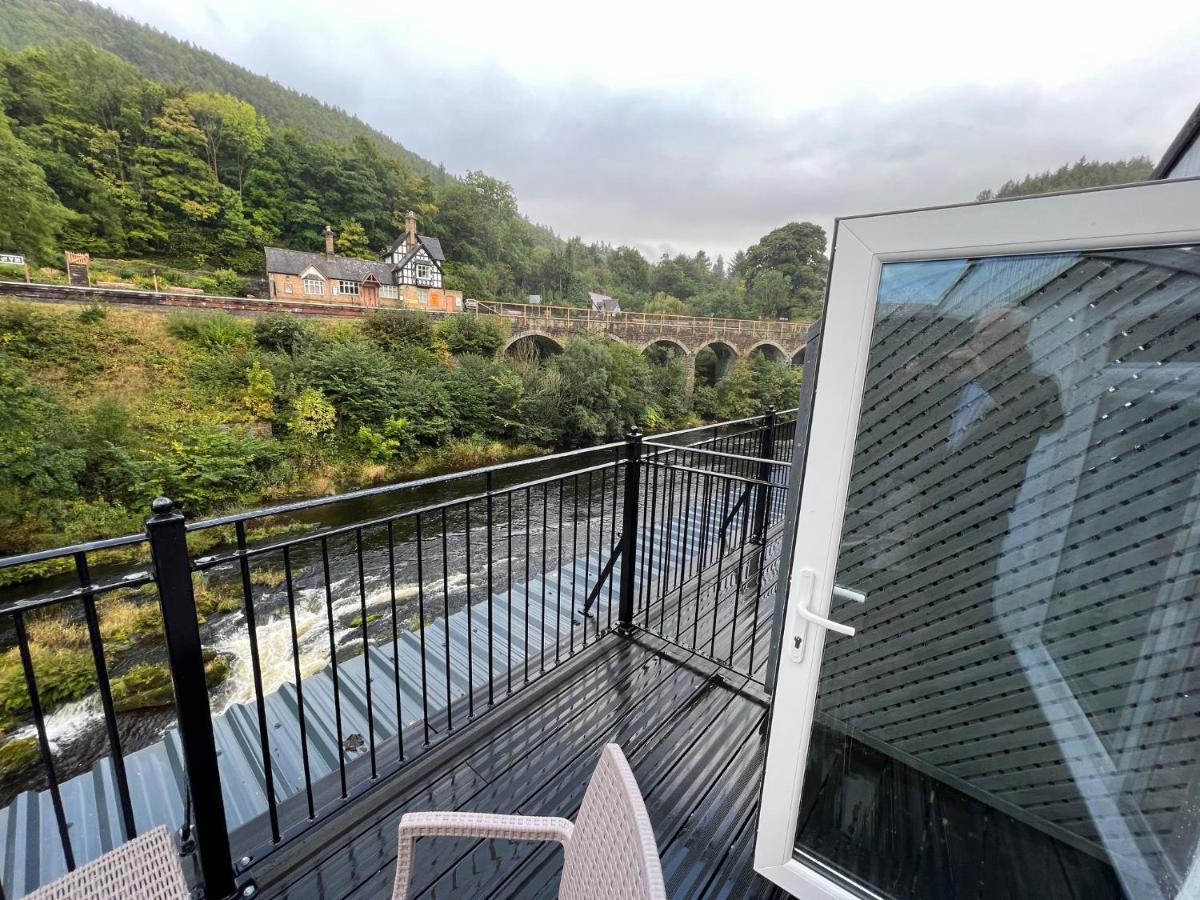 The Chainbridge Hotel Llangollen Exteriér fotografie